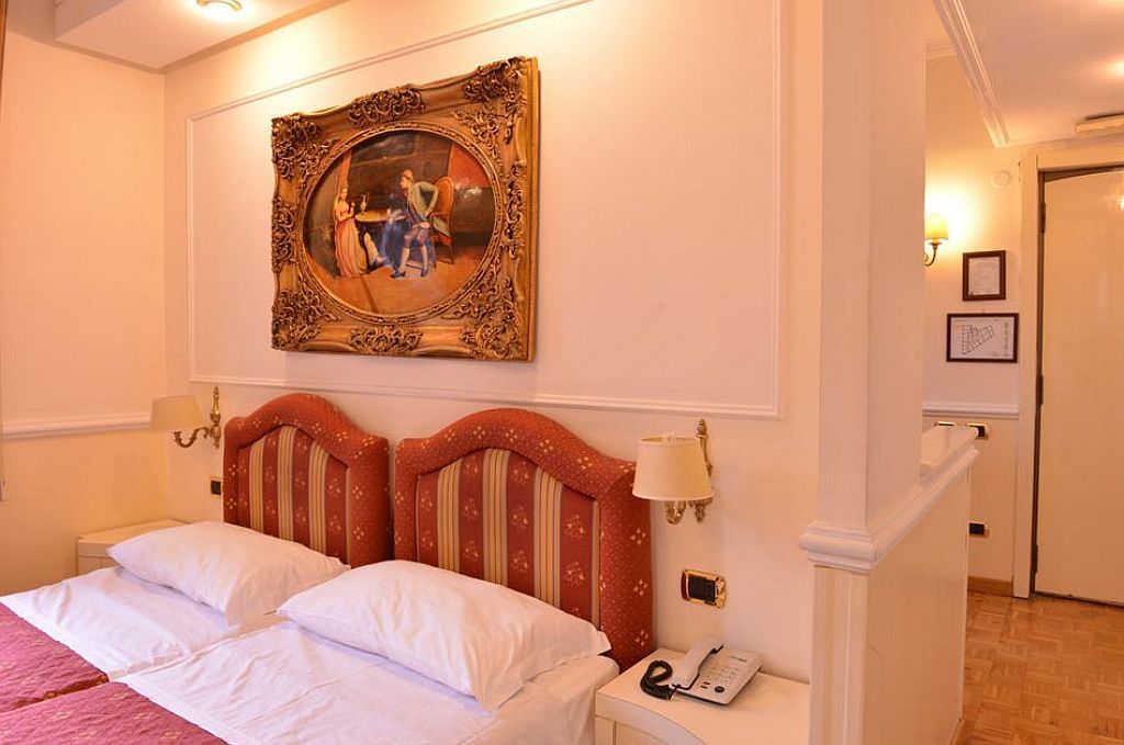 Hotel Traiano Рим Екстер'єр фото